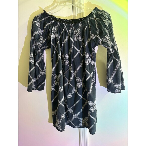 Rebecca Virtue Puff or Off Shoulder Top - Picture 5 of 9